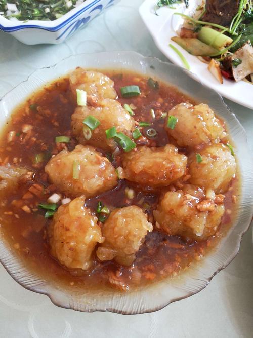 阳高特色菜"粉丸子"