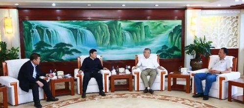 并与大庆石化分公司党委书记,总经理王一民举行会谈