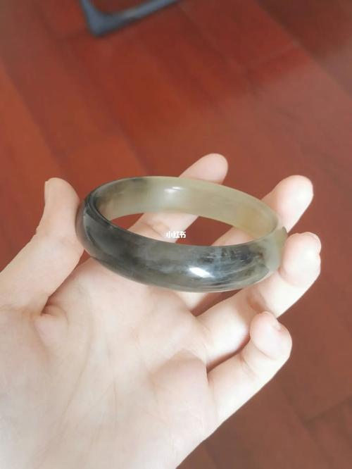 关于岫玉跑水的问题_镯子_玉石_保湿_岫玉_时尚_配饰_首饰