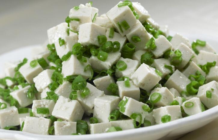 香葱拌豆腐