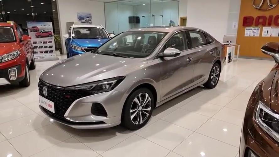 2022款长安逸动plus店内实拍颜值与实力并存买不买自己考虑