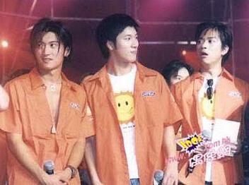 25 谢霆锋 王力宏 陈晓东   【摘要】:盘点国内娱乐圈 真心快被"双