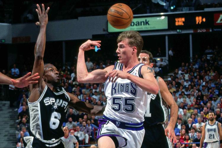 未被承认的黄金一代:98三杰总分8万  传奇将谢幕