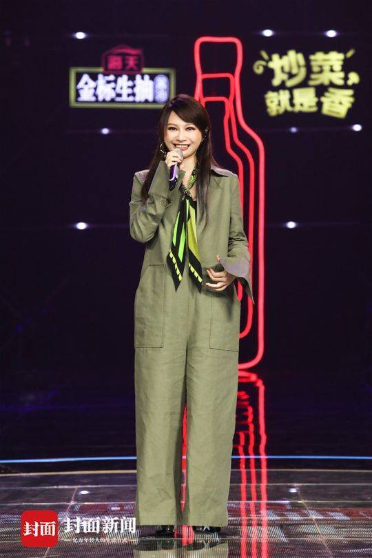 而作为乐队里唯一的一个女生,faye(詹雯婷)一直以来备受大众关注