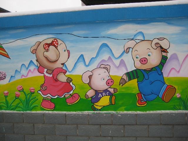 幼儿园墙体壁画特点及设计原则