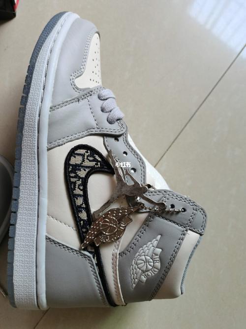 耐克迪奥联名款高帮aj_高帮_air jordan_迪奥怎么样_耐克怎么样_潮流