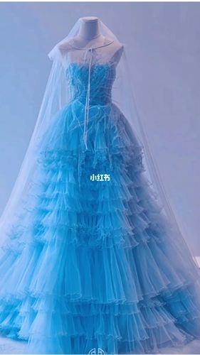 蓝色婚纱_婚纱_王俊凯_婚姻_婚嫁_婚礼造型