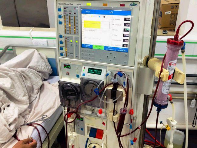 郑州大雨,停水停电,让尿毒症透析患者依赖的透析机停止了运转!