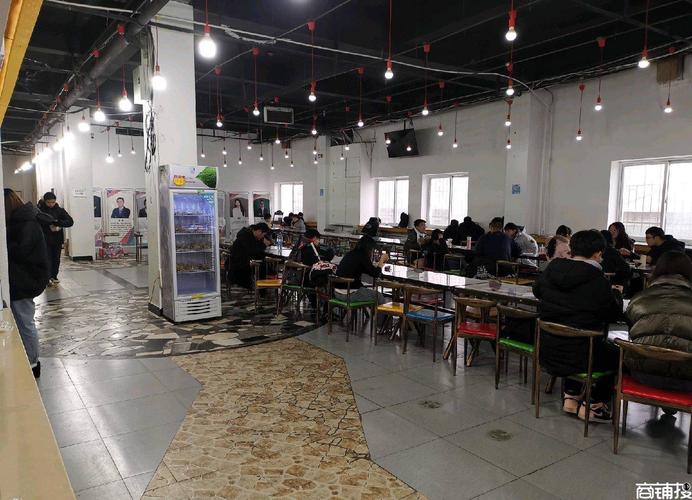 沈阳理工大学食堂档口