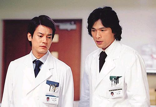 影视 电视剧 豆瓣评分9.6,《白色巨塔》03版为何被称为一代神剧?