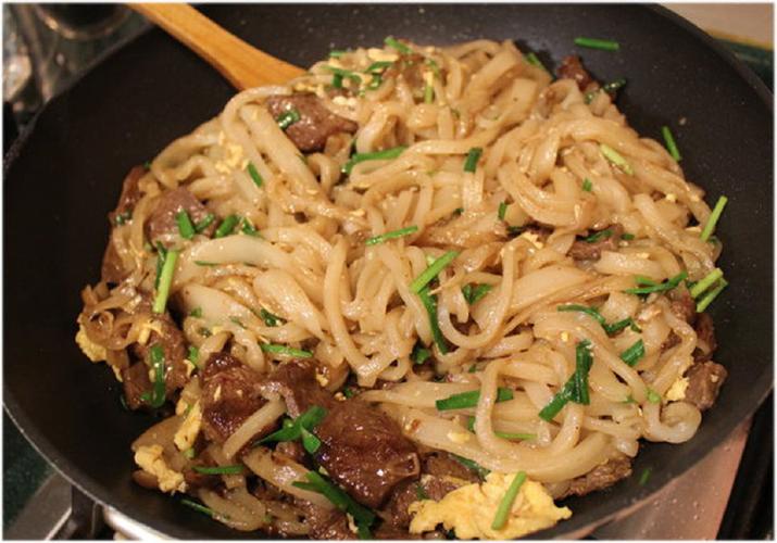 炒牛肉河粉前,牛肉先用它腌一腌,怎么炒都不老,很多人还不知道
