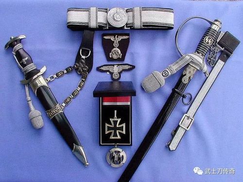 图为党卫军荣誉佩剑