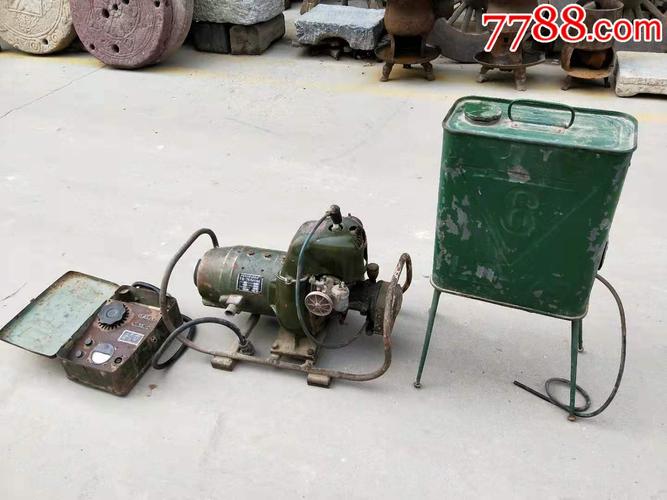 70年代电影发电机一套,原厂配件,品象如图._价格2200.