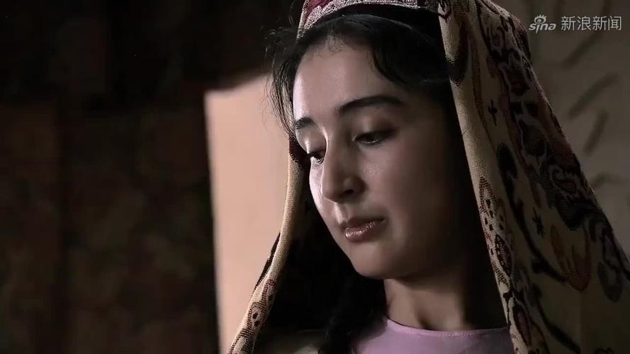 阿娜尔罕:女儿在丈夫家受委屈回到娘家,父亲也是对她火气冲天