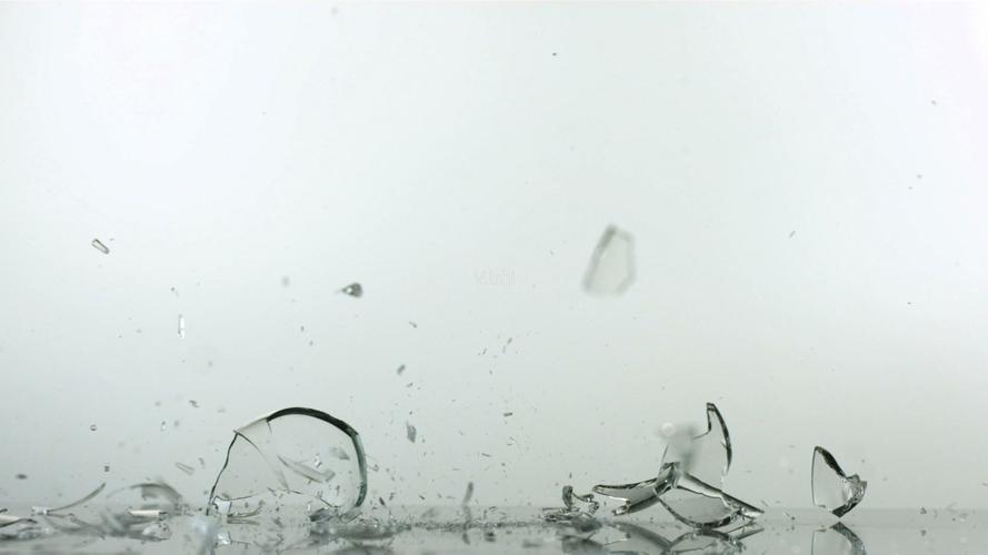 慢动作的玻璃杯摔碎_1920x1080_高清视频素材下载(:)