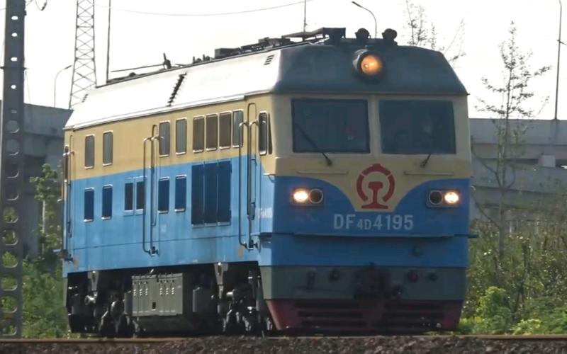 东风4d型内燃机车相关事故与处理