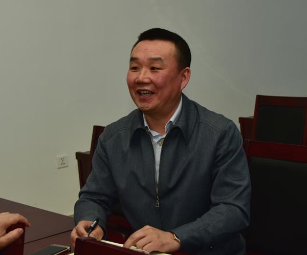 青冈县工信局局长  刘文库