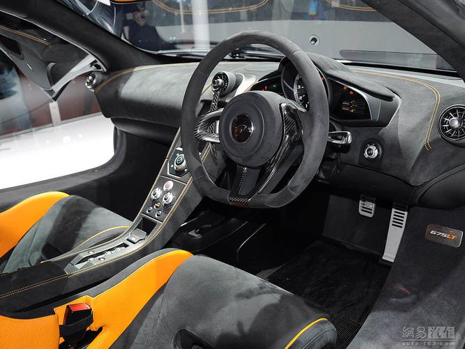 迈凯伦675lt
