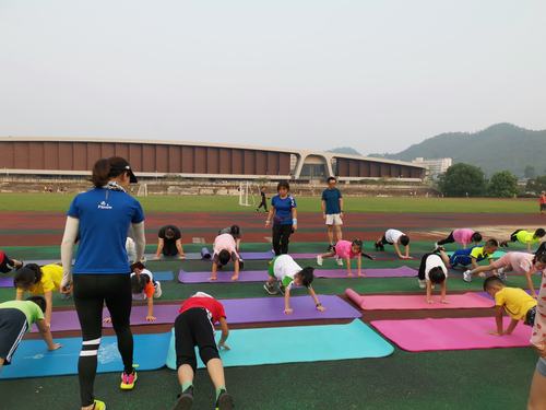 假期快乐"虐娃"——fitnow遇见丽水线下少儿体能训练营
