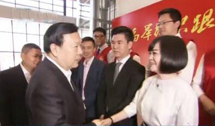 星月集团总经理胡婷婷荣获第六届"新锐浙商"荣誉称号