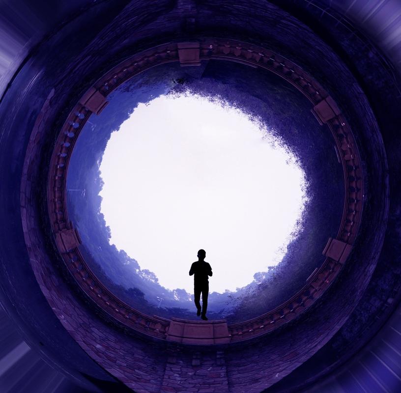 来自过去,穿越未来.