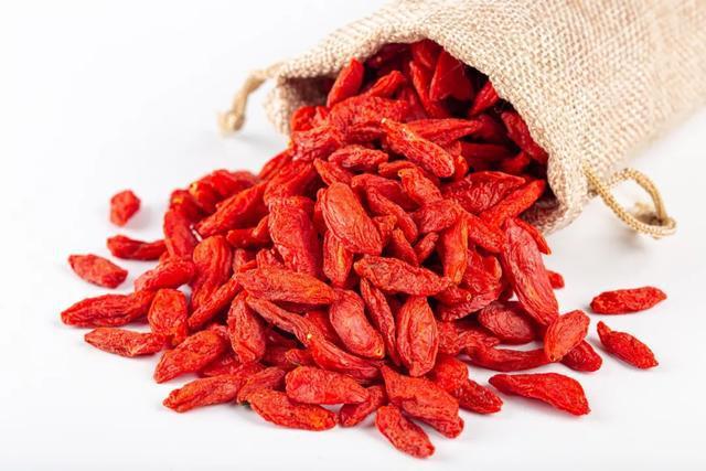 原来枸杞子吃对了效果这么棒