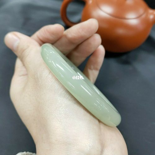 晴水手镯_手镯_和田玉_凝胶_和田玉手镯_时尚_配饰
