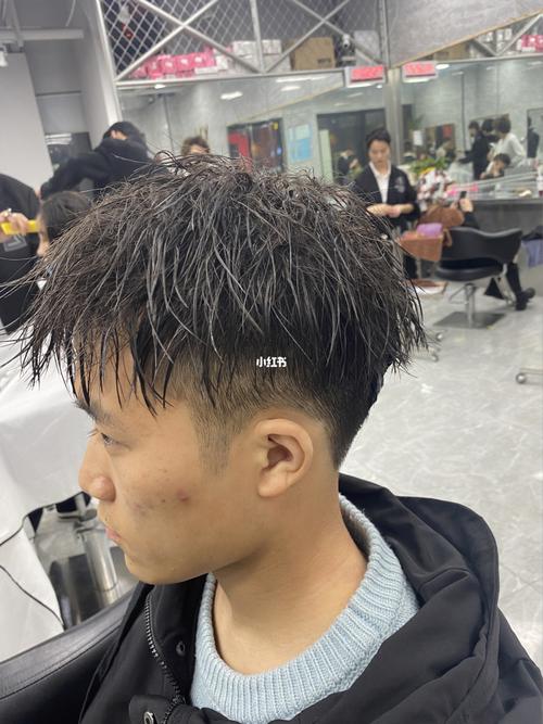 塑形烫 烟花烫_发型_烟花_塑形_心艺造型攻略_男士发型_型男_时尚