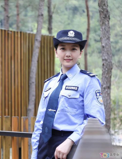 《无"诈"之姐》,警花姐姐带你high唱