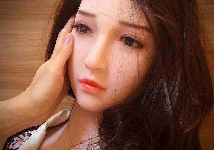 实体娃娃是怎么做出来的恋之久硅胶娃娃制作过程