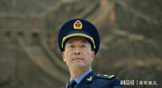 最年轻的现役上将54岁空军司令员常丁求再刷记录可堪大用