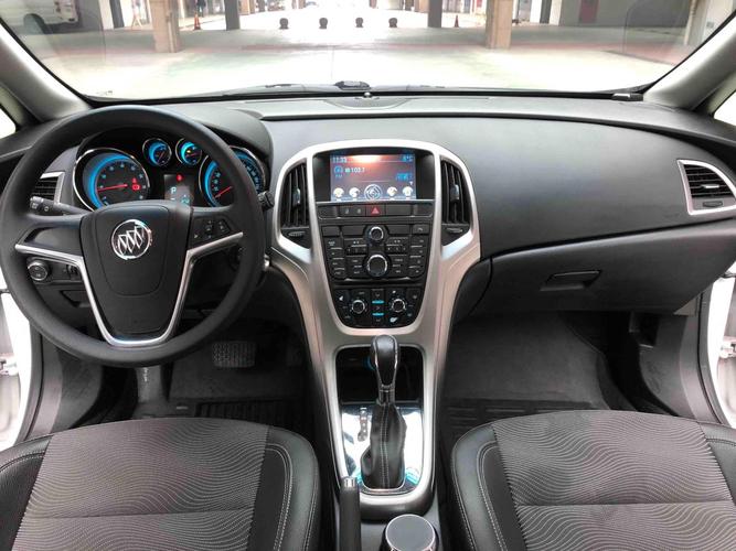 2012年12月别克 英朗 2012款 xt 1.6l 时尚版