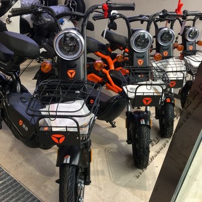 雅迪电动车酷k后座脚蹬脚踏板折叠铝合金脚蹬酷k新国标款改装配件