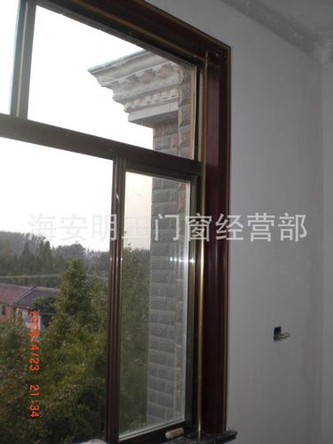 型号:明玉窗套系列 规格:6600,5600(mm)  款式:窗套 材质:铝合金 产地