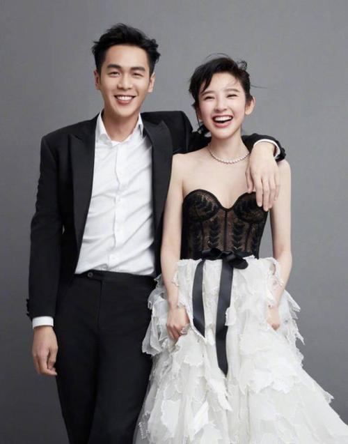 张若昀2019年最大的收获,就是收获了一个老婆,真让人羡慕!