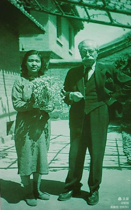 贝熙业在原配夫人去世二十多年后的八十岁时,取了一位中国的大家