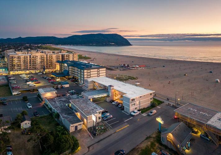 汽车旅馆 seashore inn on the beach seaside(锡赛德沙滩海滨旅馆)