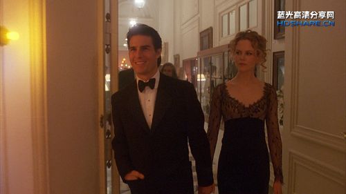 蓝光电影 大开眼戒剧情简介: 医生威廉姆(汤姆克鲁斯 tom cruise 饰)