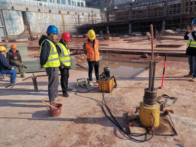 对423号锚杆抗拉拔试验