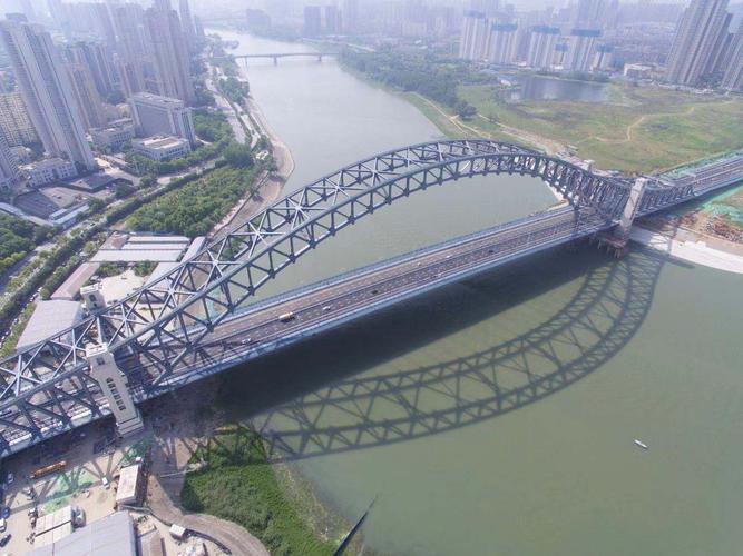 武汉汉江湾桥主线正式通车