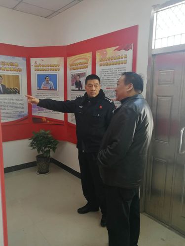 23日下午,西安市公安局刑侦局刘刚大队长深入我局扫黑办参观指导.