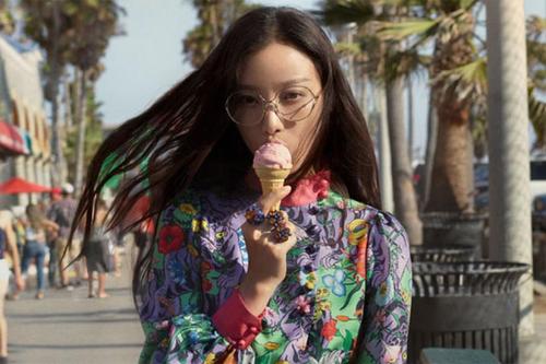 倪妮演绎gucci 2018春夏眼镜广告大片