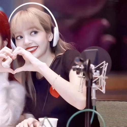 blackpink 闺蜜头像 rosé lisa
