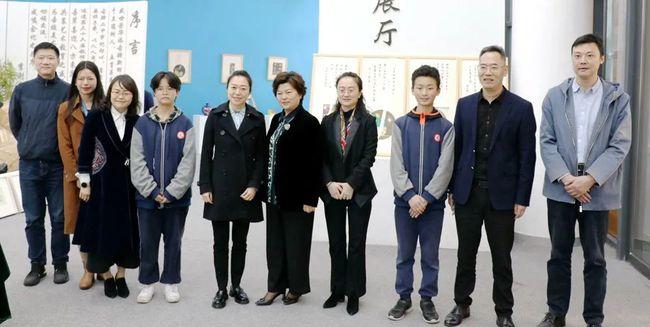 童心向党 辉煌百年,龙泉驿区第十五届中小学生艺术节美术工作坊展览