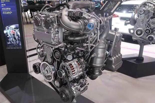 中期改款奔驰e级将换装的m254直列四缸发动机(2.