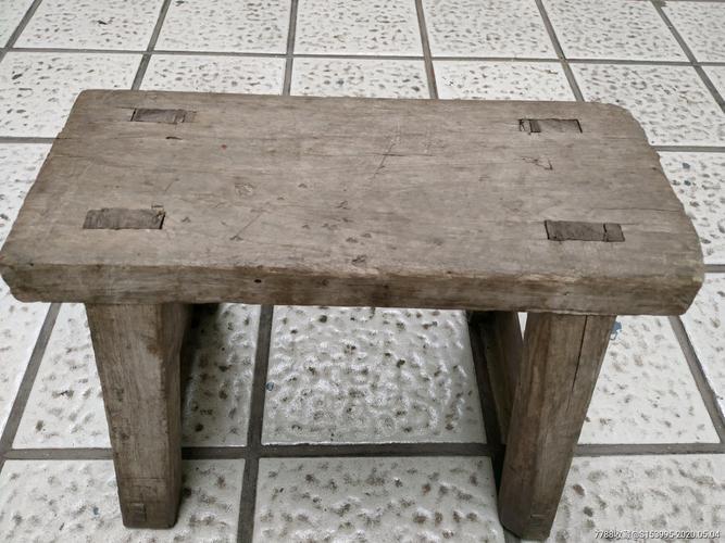 老木凳子