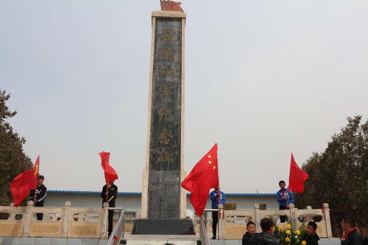 清明祭英烈 读书思报国-凉州区丰乐镇九年制学校开展"2019清明祭英烈"