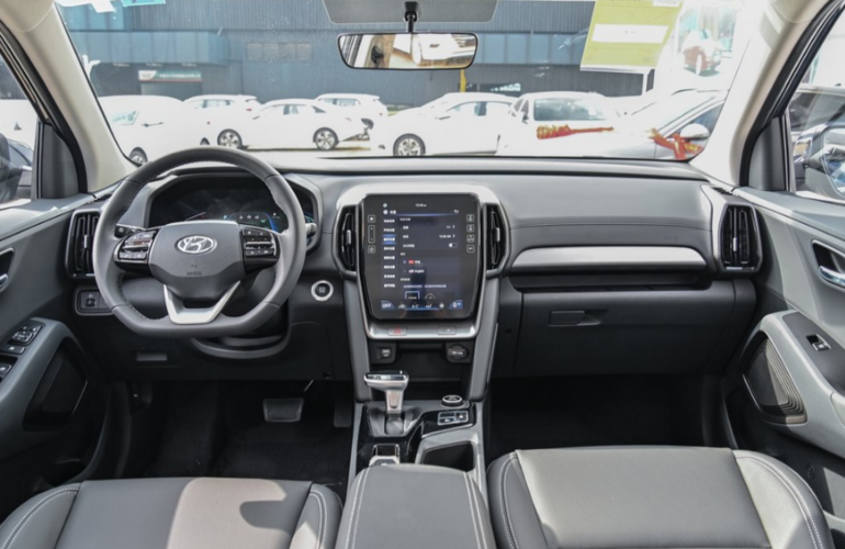 新款现代ix35性价比分析:外观精美,内饰奢华,价格还挺实在