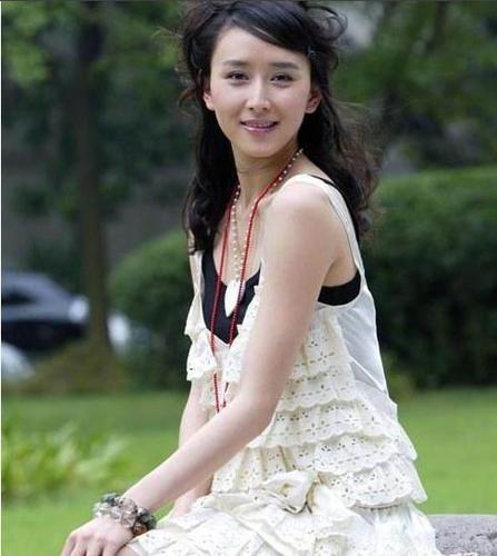 赵薇刘亦菲胡静 九大绯闻美女明星家居照