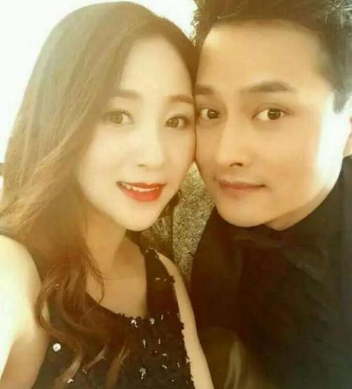 云飞前妻高月的生活照,云飞2个孩子是谁生的?